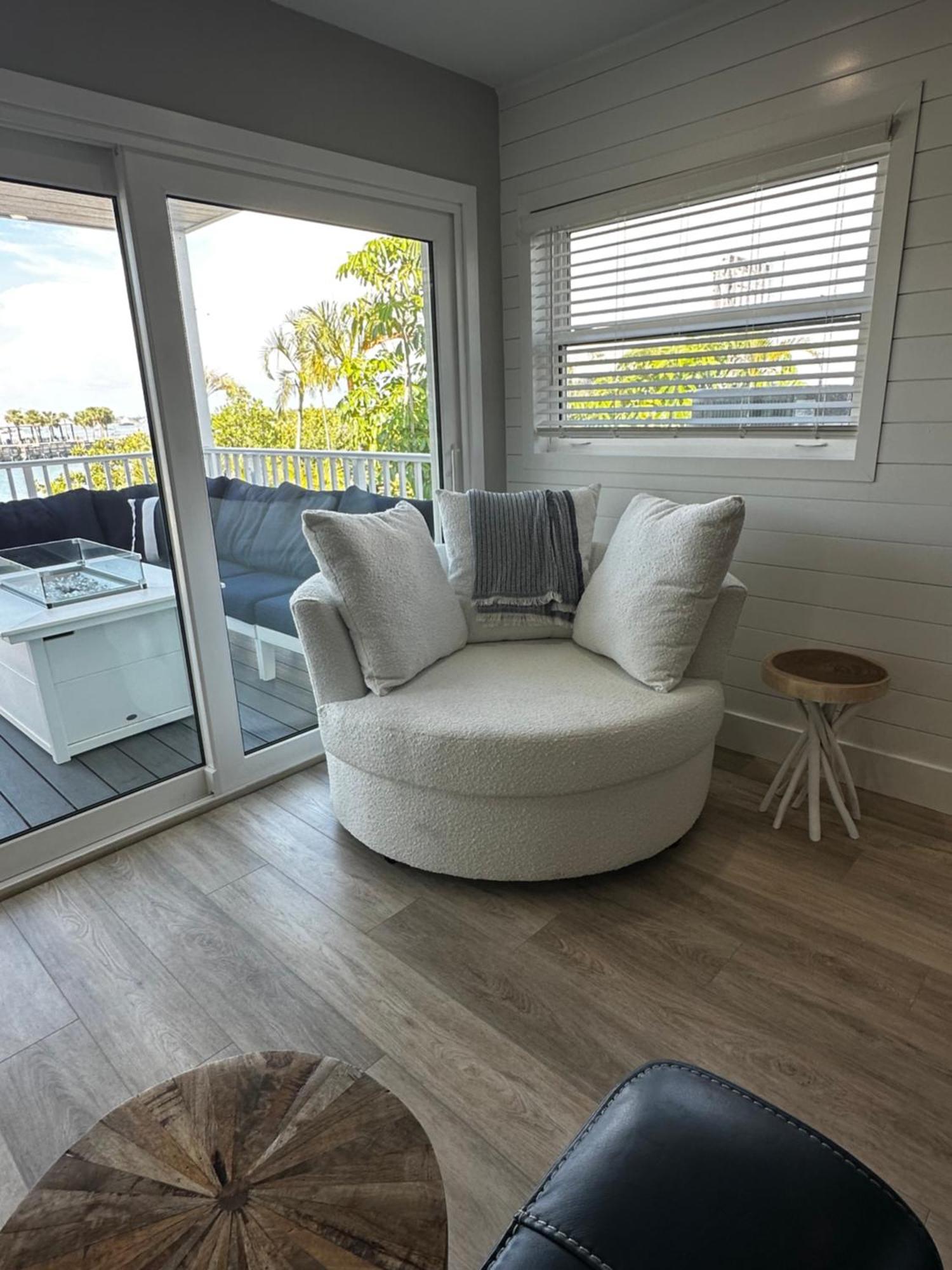 Chadwick Cove Marina Aparthotel แองเกิลวูด ภายนอก รูปภาพ